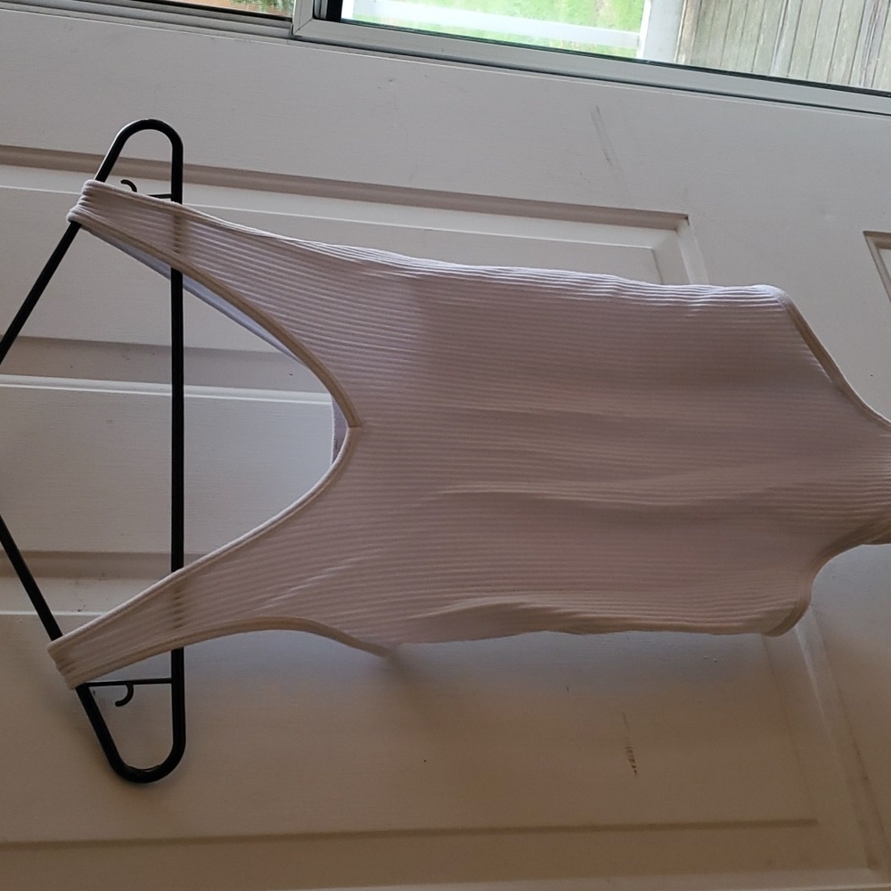 Lovecharm ribbed white tank top style body suit junior size small